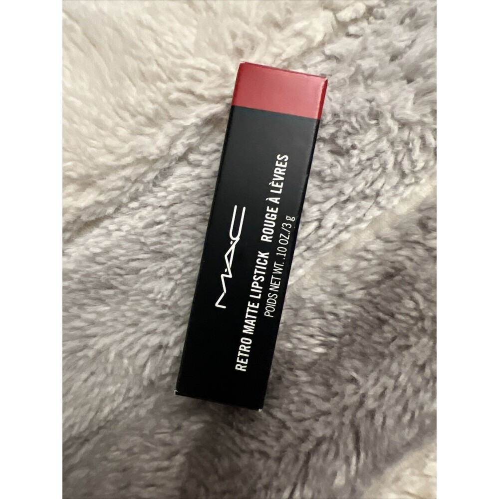 MAC RiskTaker Lipstick Retro Matte - Ruby Woo 707 - Full Size New In Box